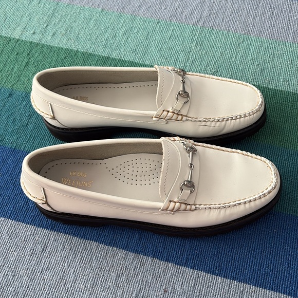 G.H. Bass & Co. Cream Loafers - Picture 2 of 6